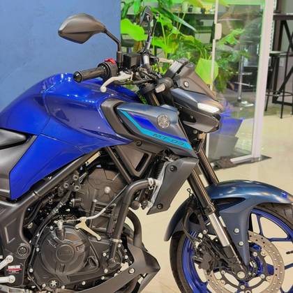 YAMAHA MT-03 ABS YAMAHA MT-03 ABS